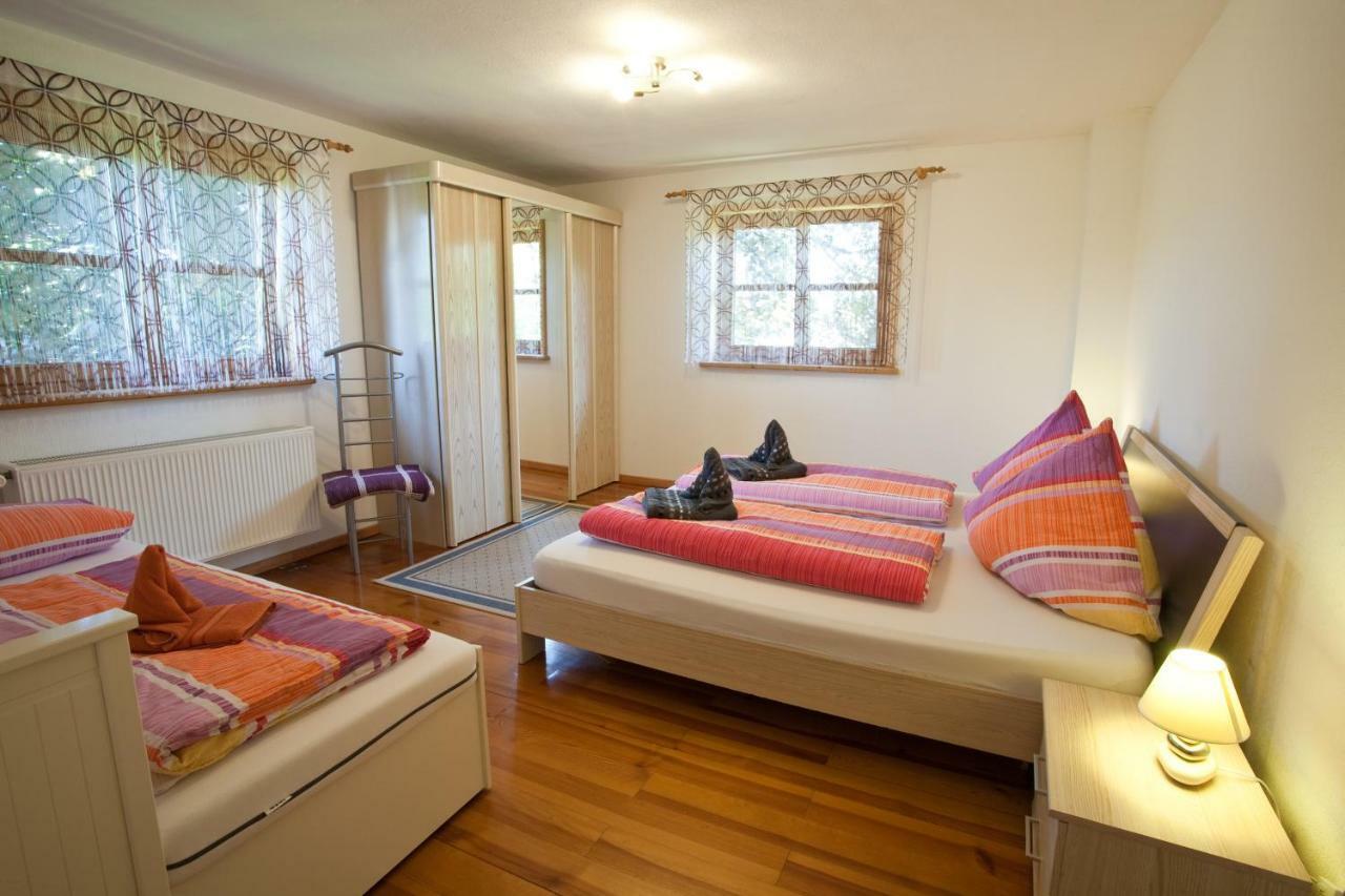 Ferienhaus Wetzel ويلر-سيمربيرغ المظهر الخارجي الصورة